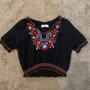Urban Outfitters XS Embroidered Flower Crop Top